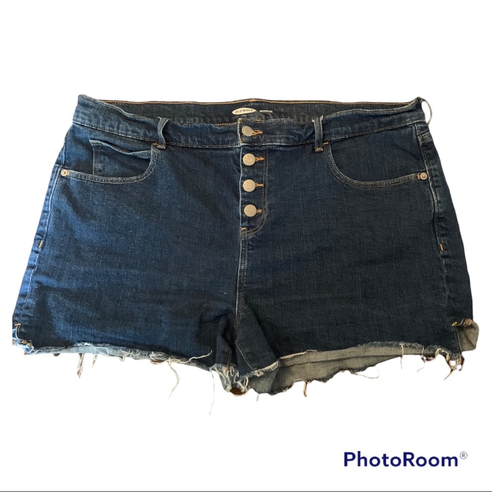 Old Navy Size 16 Women’s Button-fly Distressed Boyfriend Jean Shorts
